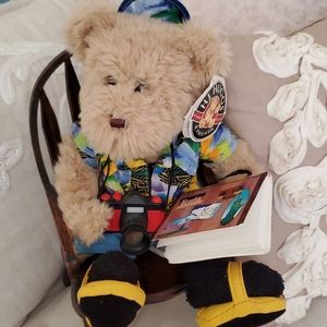 House of Lloyd Bobby Holiday